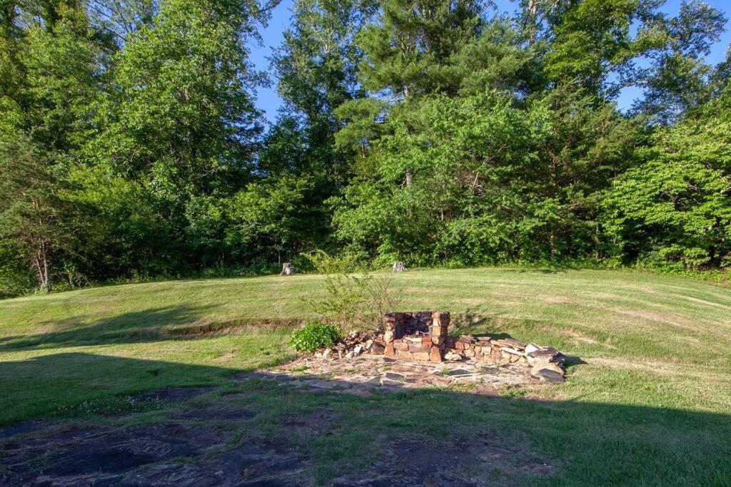 River Runs Through It -Cottage On 70 Acre Winery Mount Airy Exterior foto