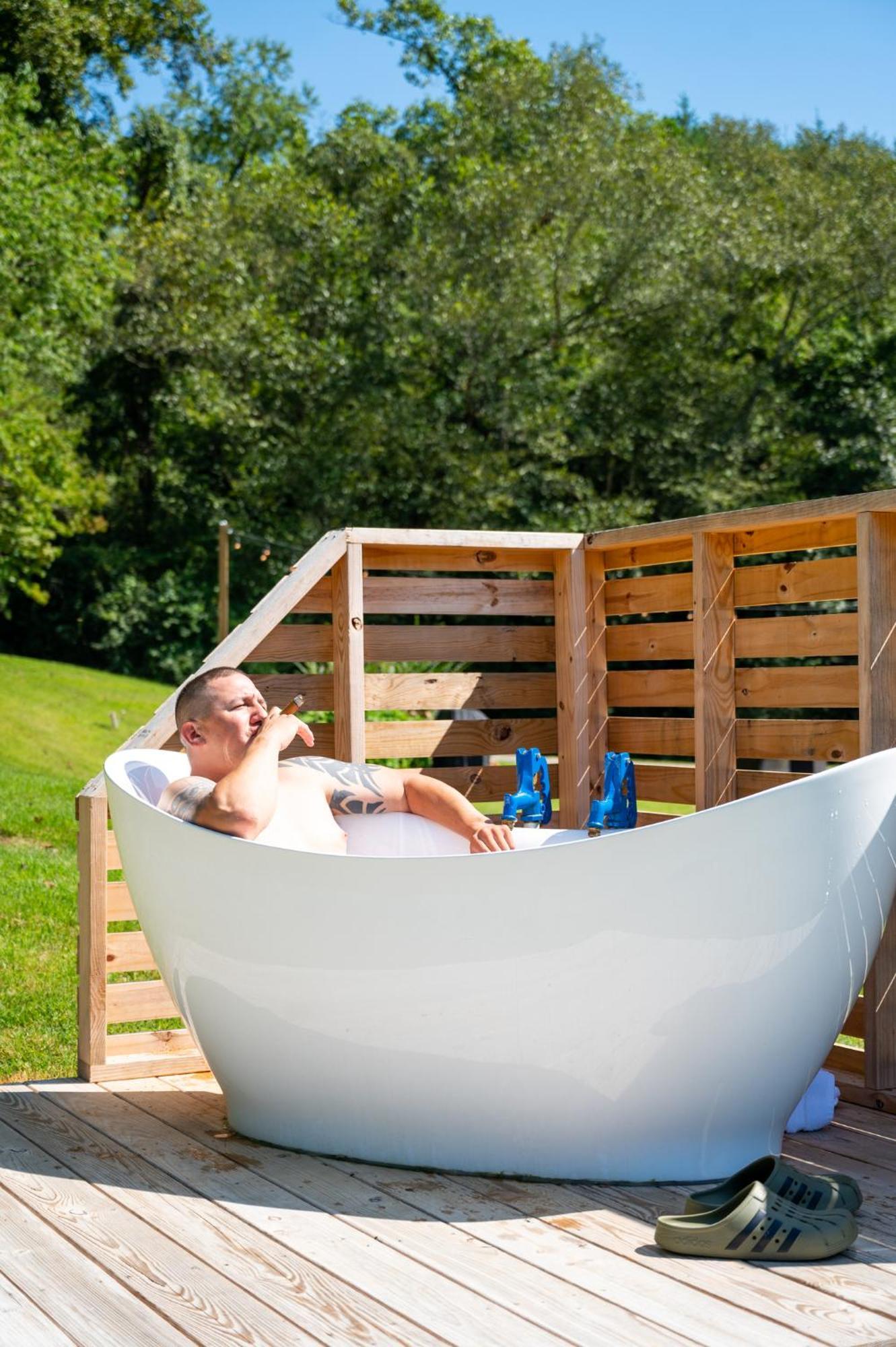 River Runs Through It -Cottage On 70 Acre Winery Mount Airy Exterior foto